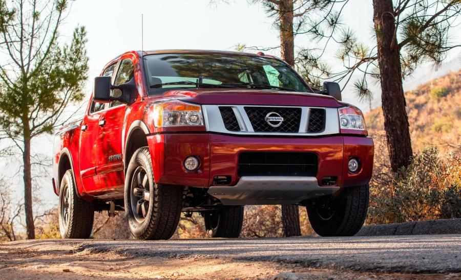  Nissan Titan Pickup 2013 года  (фото 32 из 43)